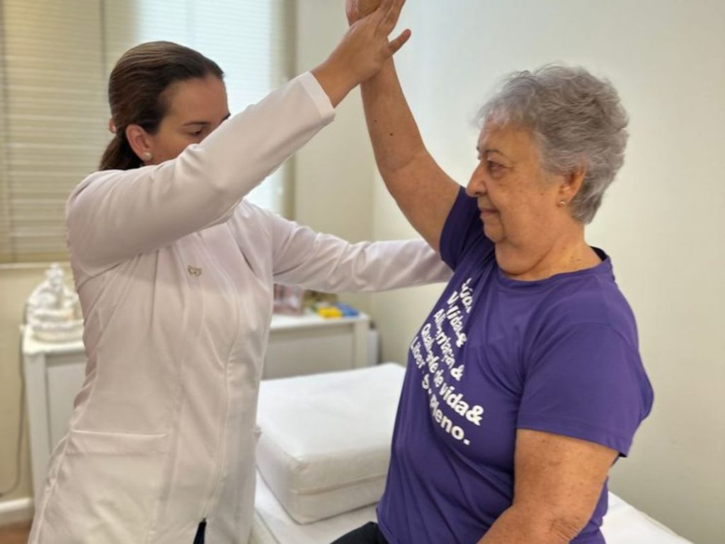 A Importância da Fisioterapia na Terceira Idade: Mantendo uma Vida Ativa e Saudável 10 fisioterapia na terceira idade